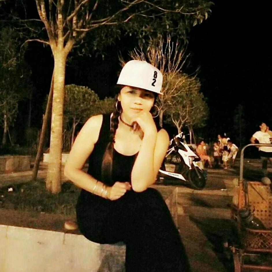 娥娥美容美发，庐山公寓后面