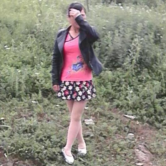 本人姓罗，名叫烤酒妹。