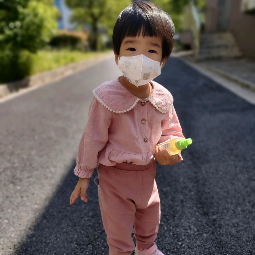 Yan. 熊出没