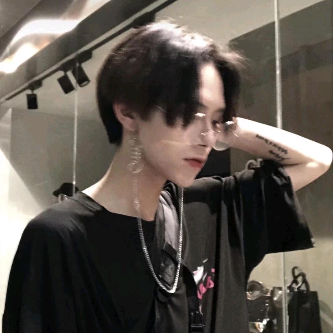 晓𝒍𝒆