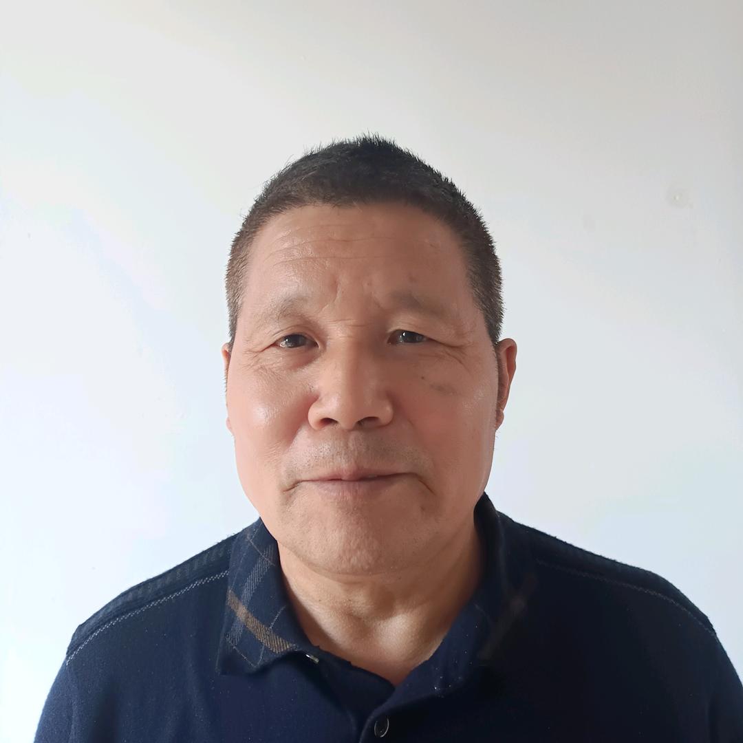 罗哥，（下午1点30分开播）