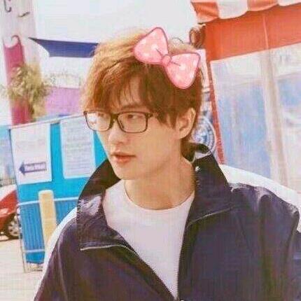 谁在大石地铁口偷了我手机支架不还给我😭