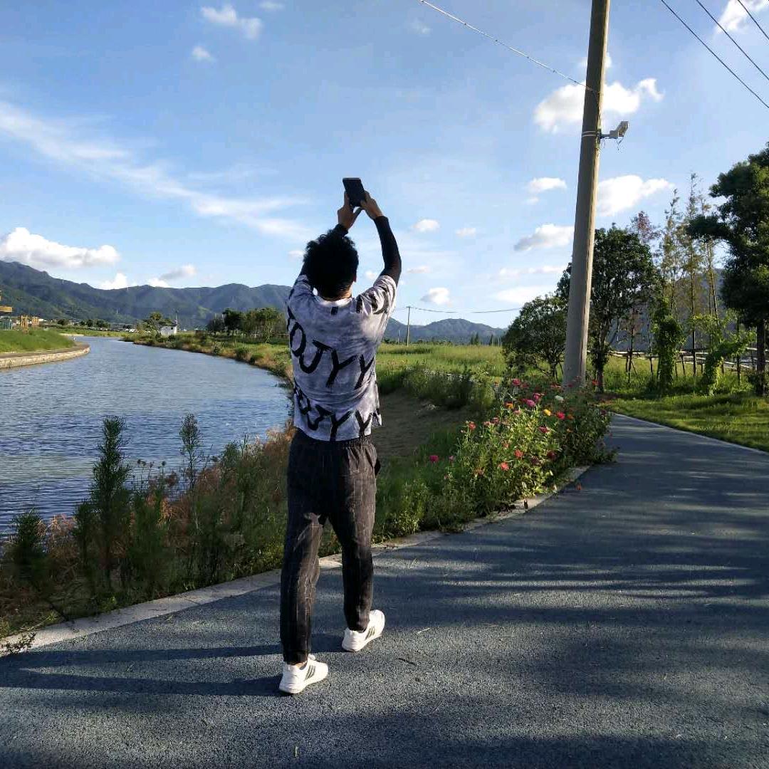 @小鼎钓鱼