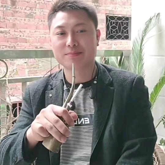 周哥