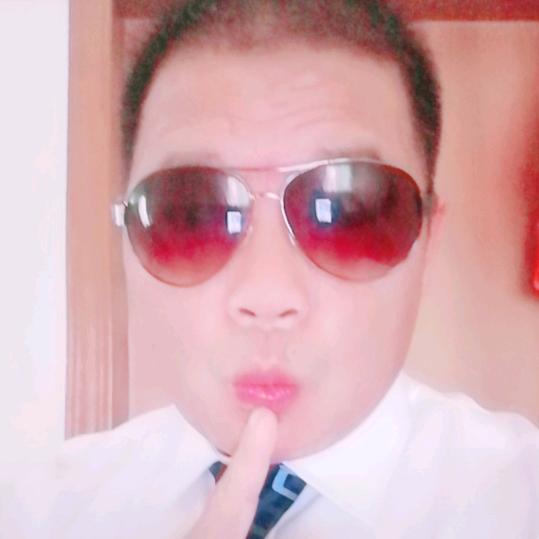 眼镜一哥🕶，触动心灵音乐