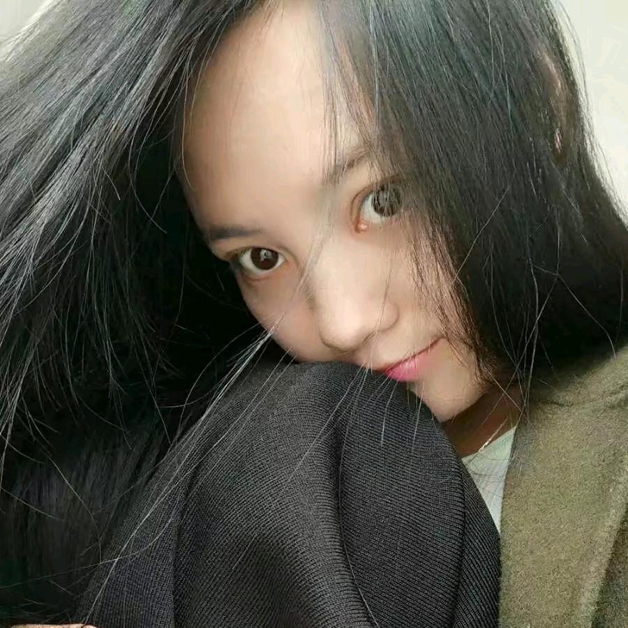 做全屋定制柜的小姐姐