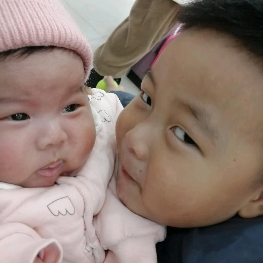 李。。