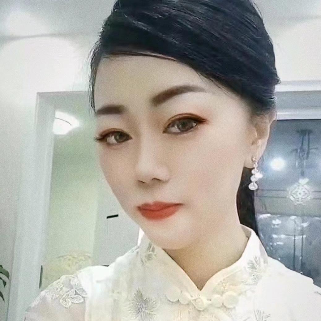出水芙蓉(婚礼主持人)