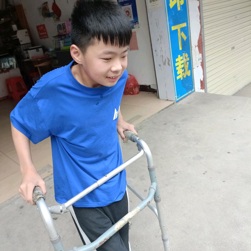@刘毅  励志少年