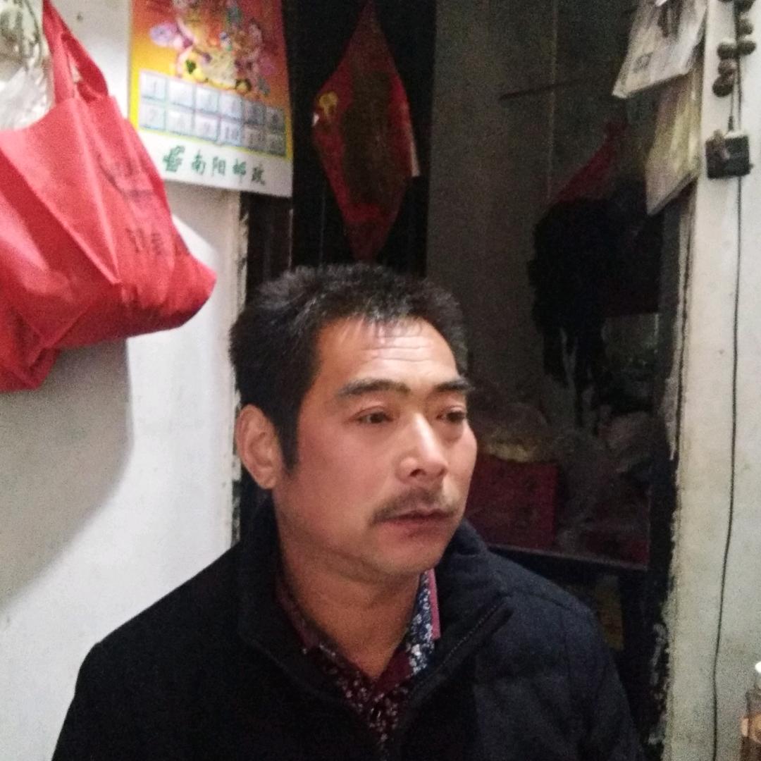 张狗