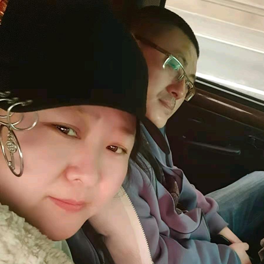 苞米地里打滚