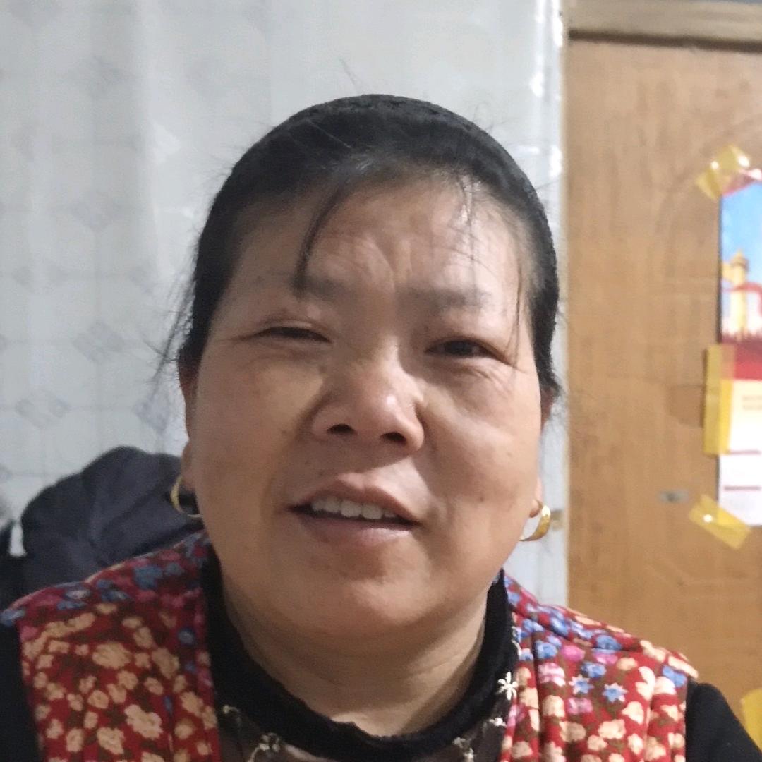 快乐宝贝 (何桂兰)