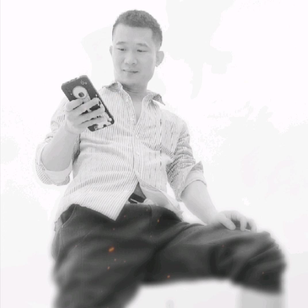 এ᭄故事外的人💫