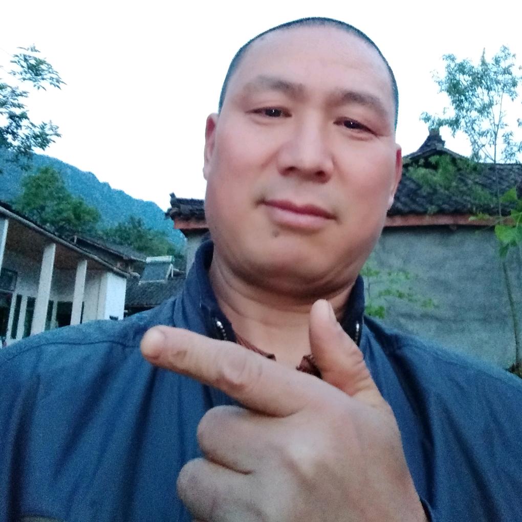 张家六少爷每晚七到八点半开播