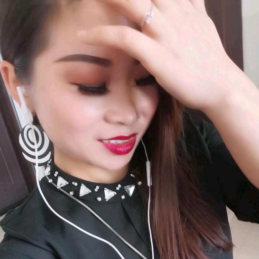 黑玫瑰🌹🌹