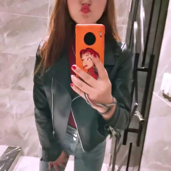 卖导弹的小女孩💕