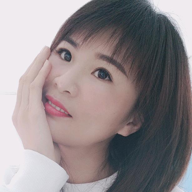 小月月 牙加美口腔