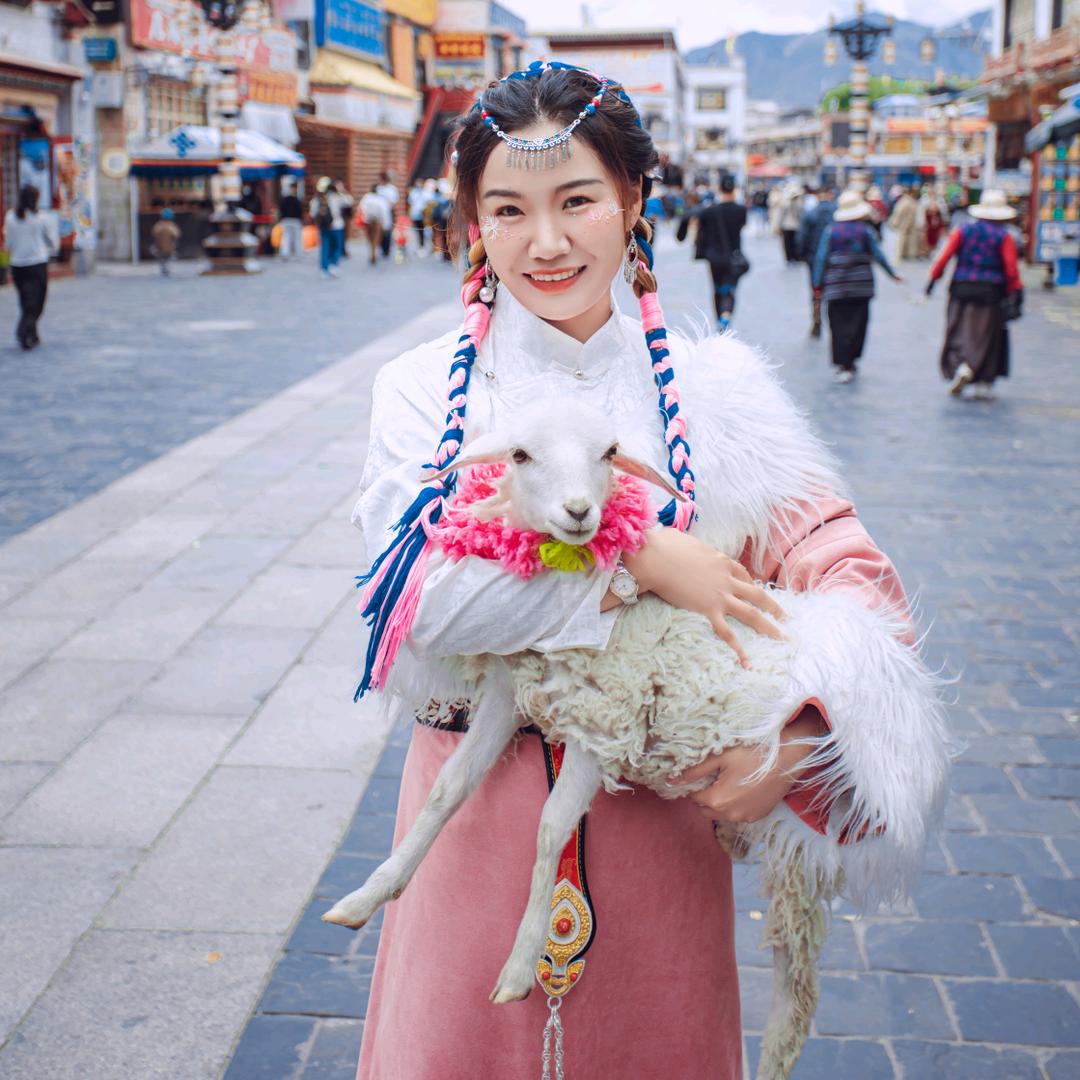 @卖羊的老板娘.