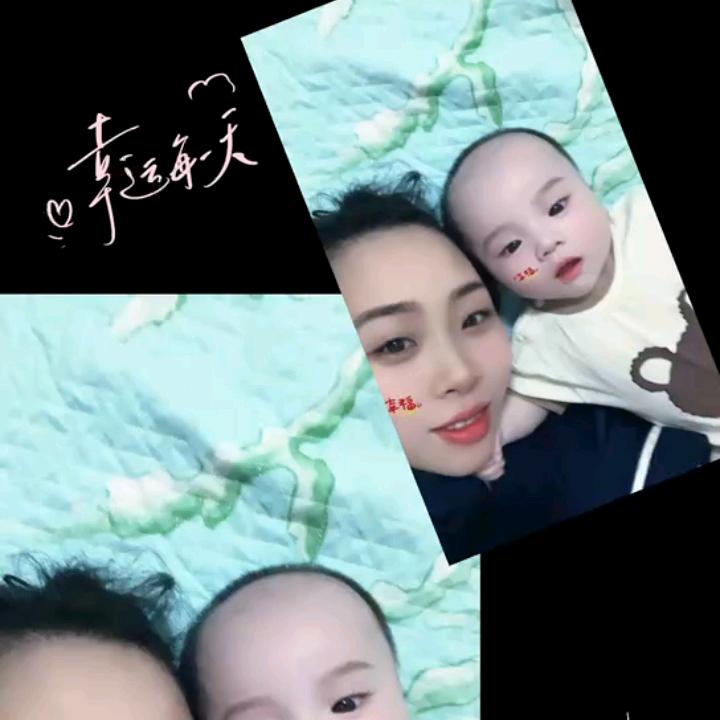 敏*
