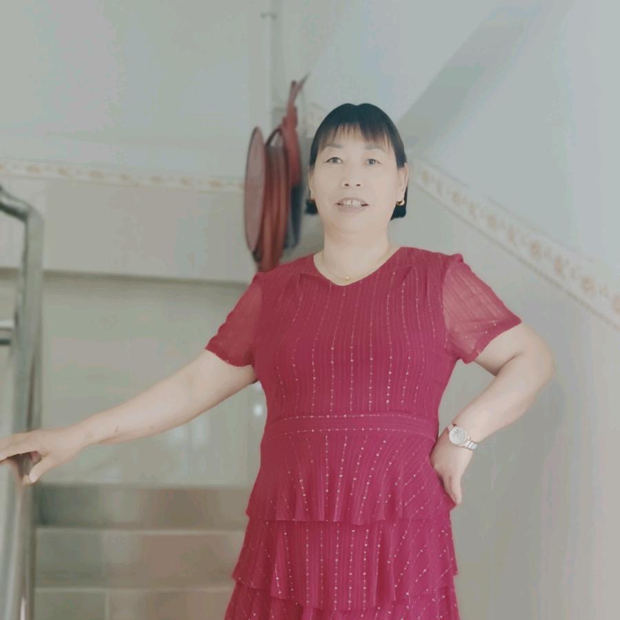 蹇秀芳。中午12:30开播