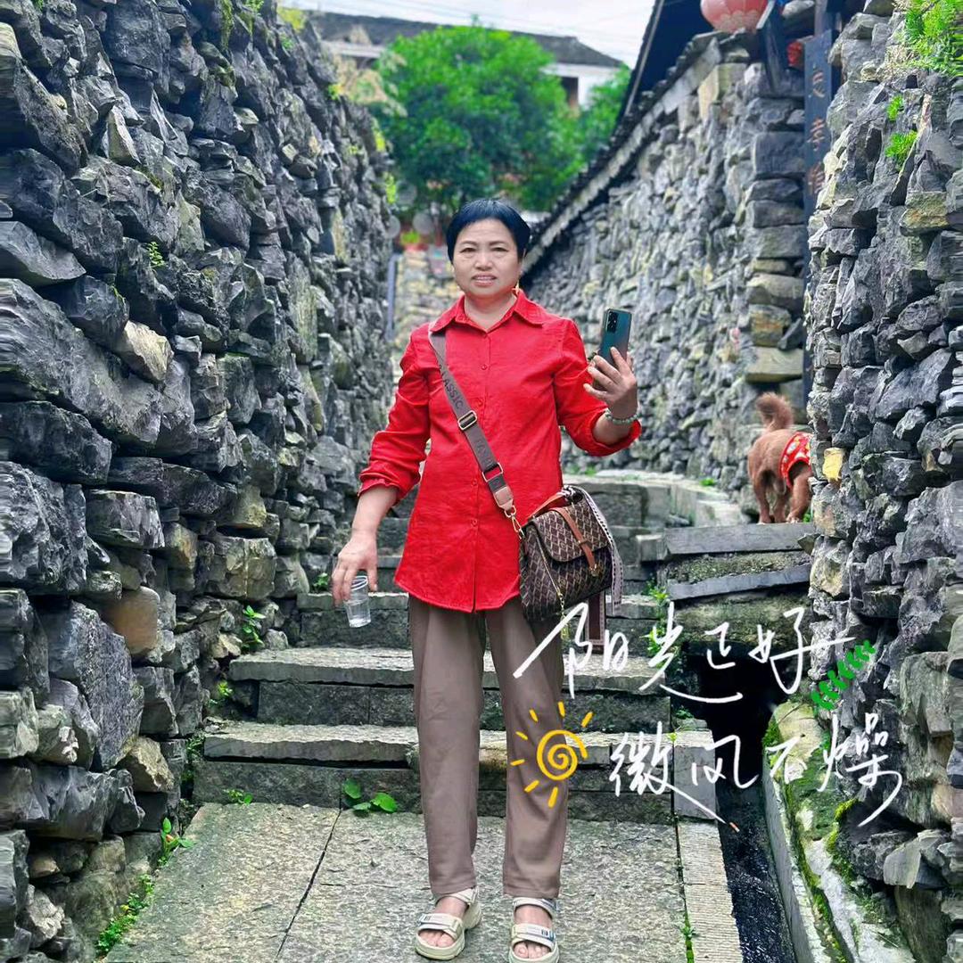 稳坪三佛庙