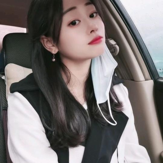 画画的贝贝