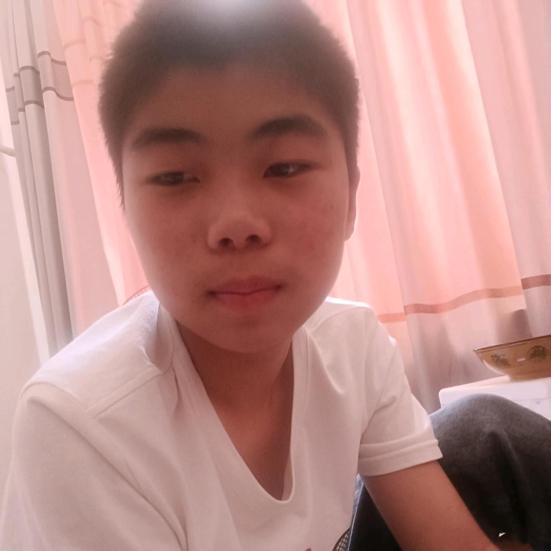 王明明,