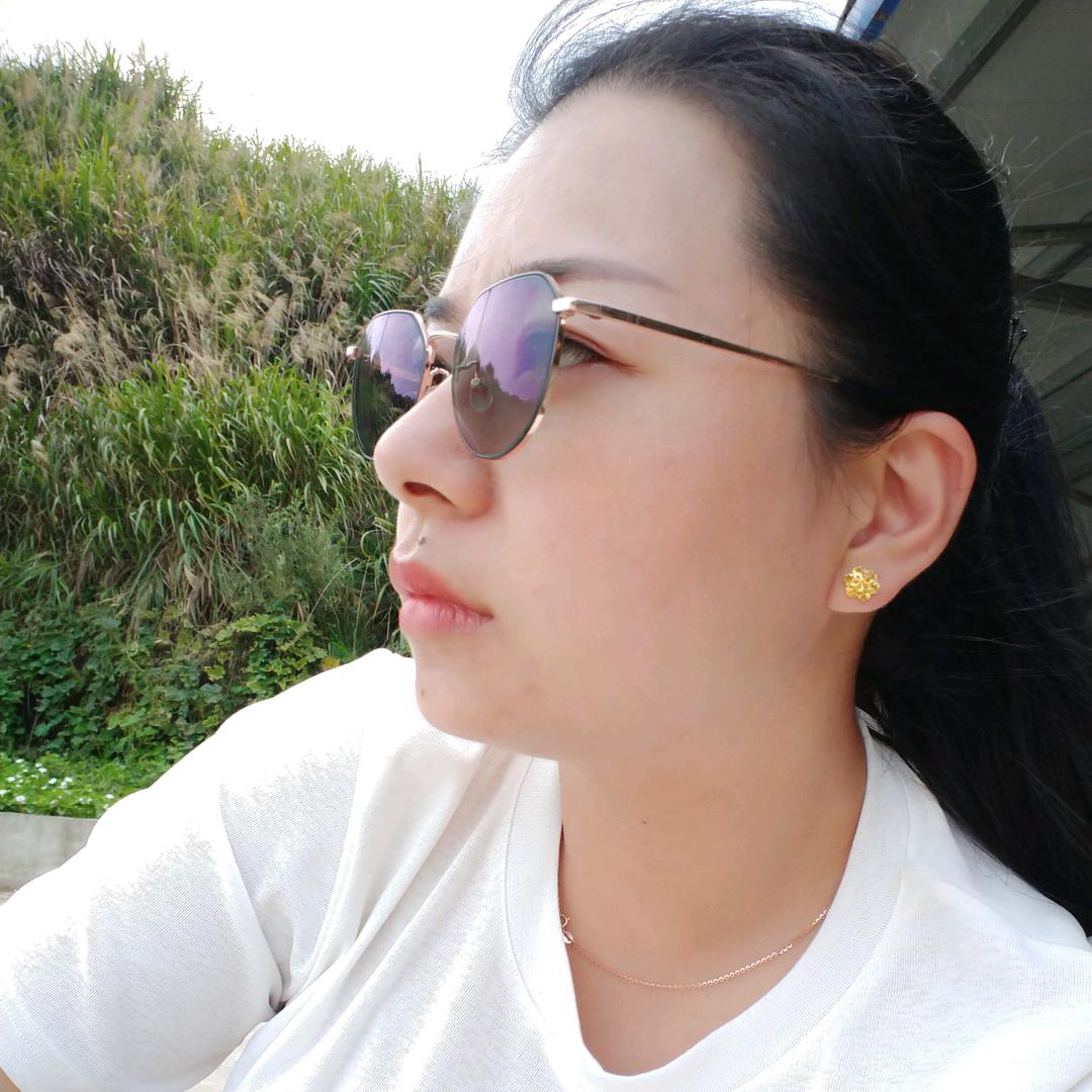 潘莹莹🎤爱唱歌