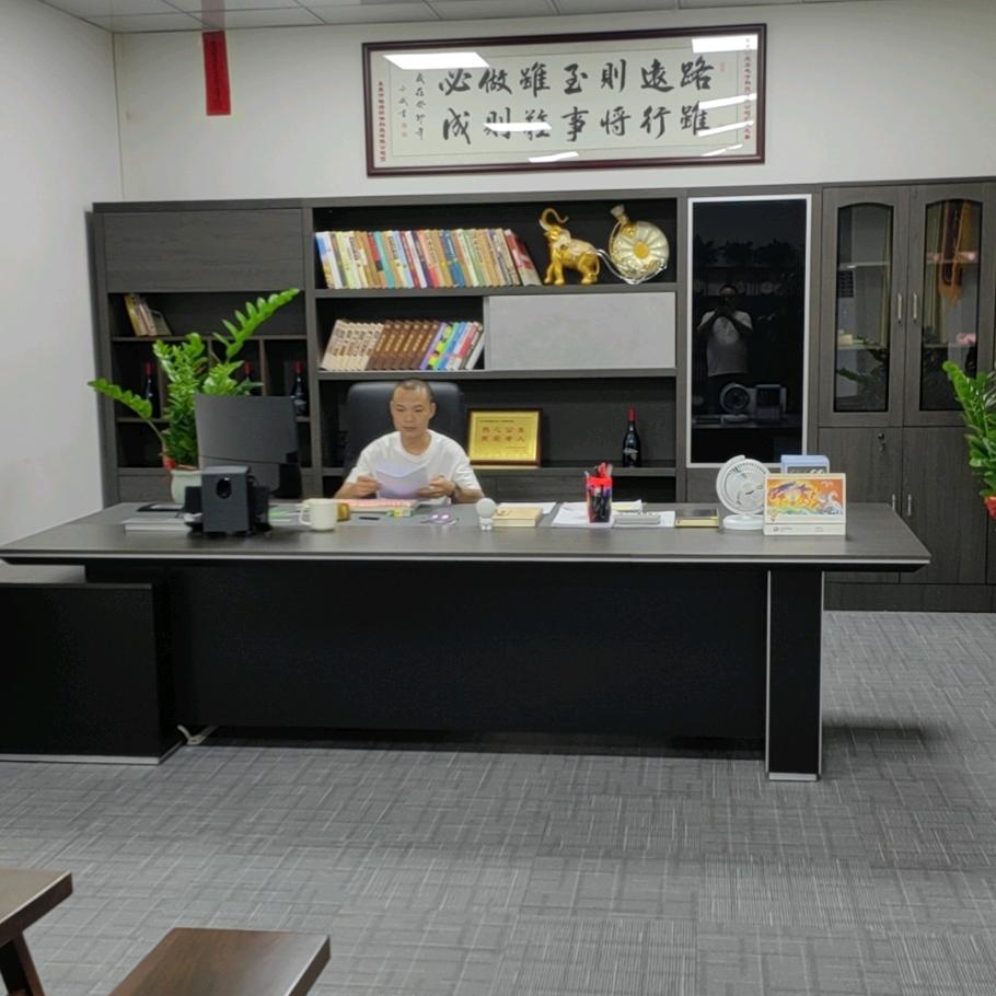 少杰     （强哥）