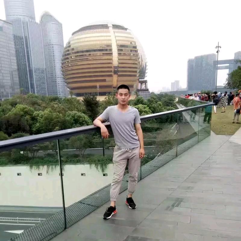 猛踹瘸子那条好腿$