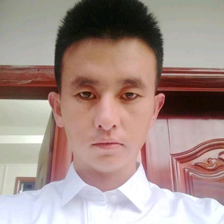 伊犁牛润烈董事长