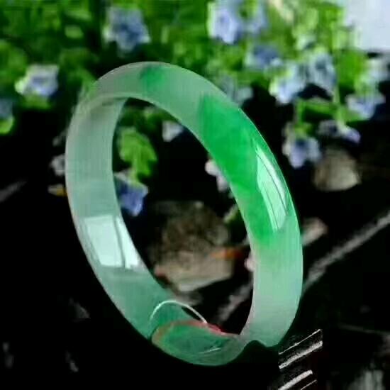 淡雅清茶