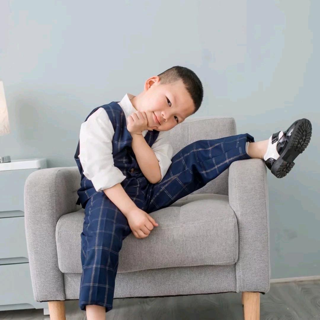 @💞ღ.陳ꦿ᭄এ：