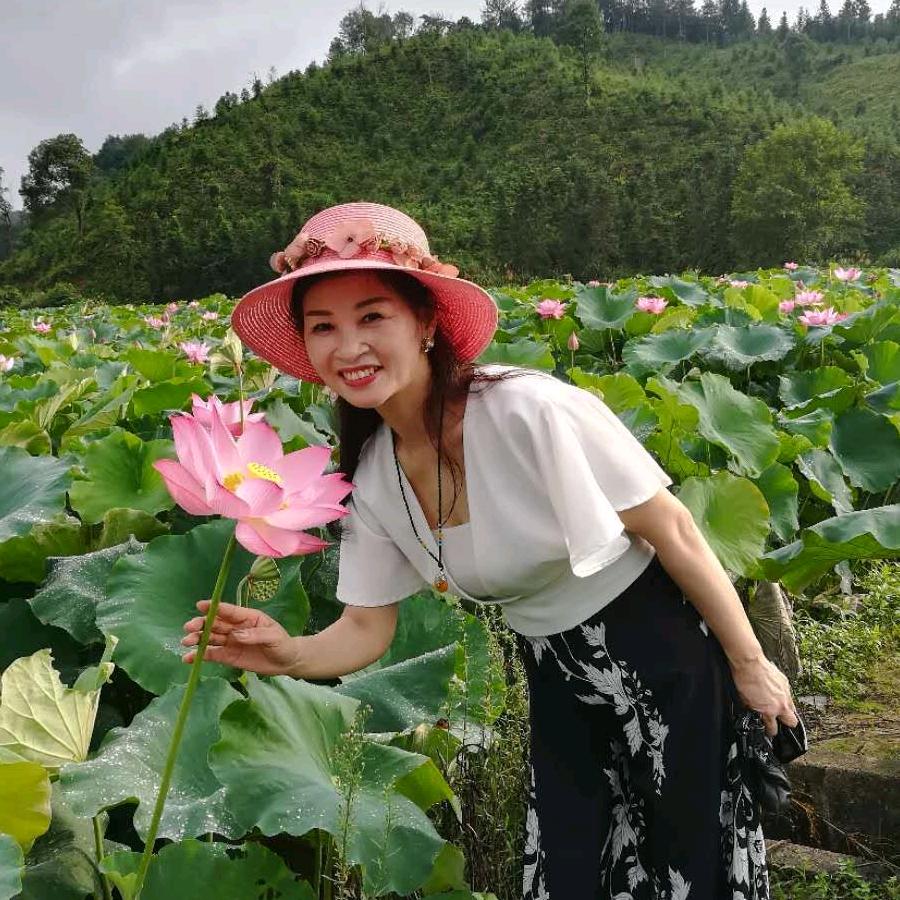 花木真子