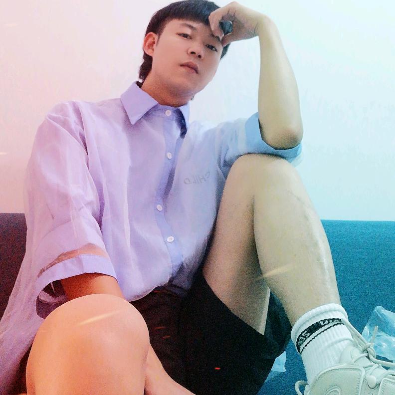 武商Mall二楼A1伦尊斯