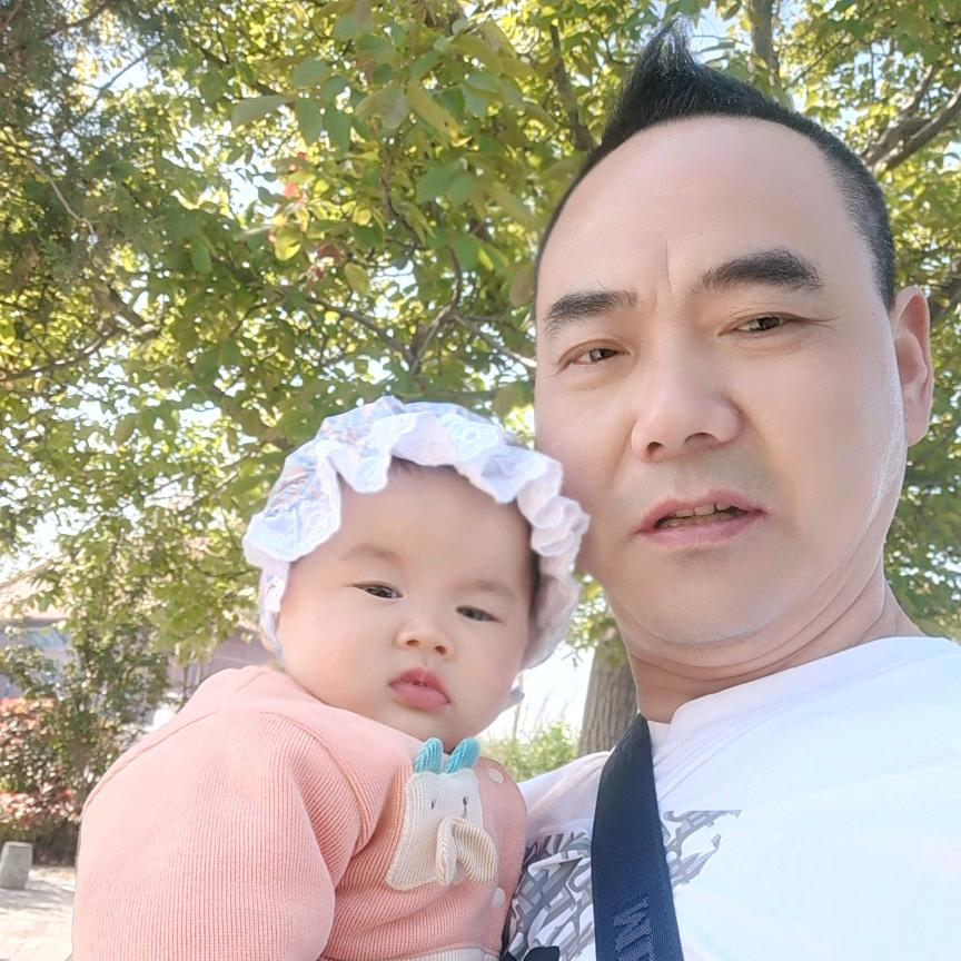 杨国红