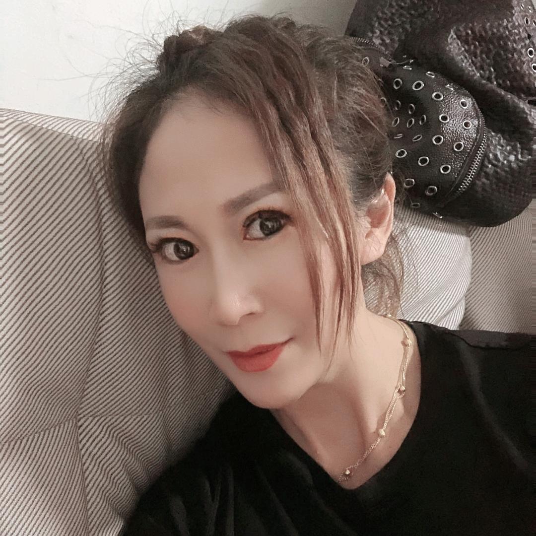 琼儿