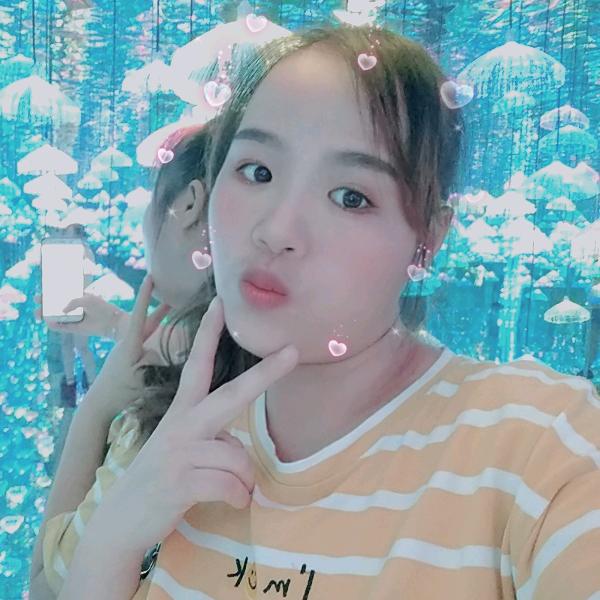 云南镇雄妹。