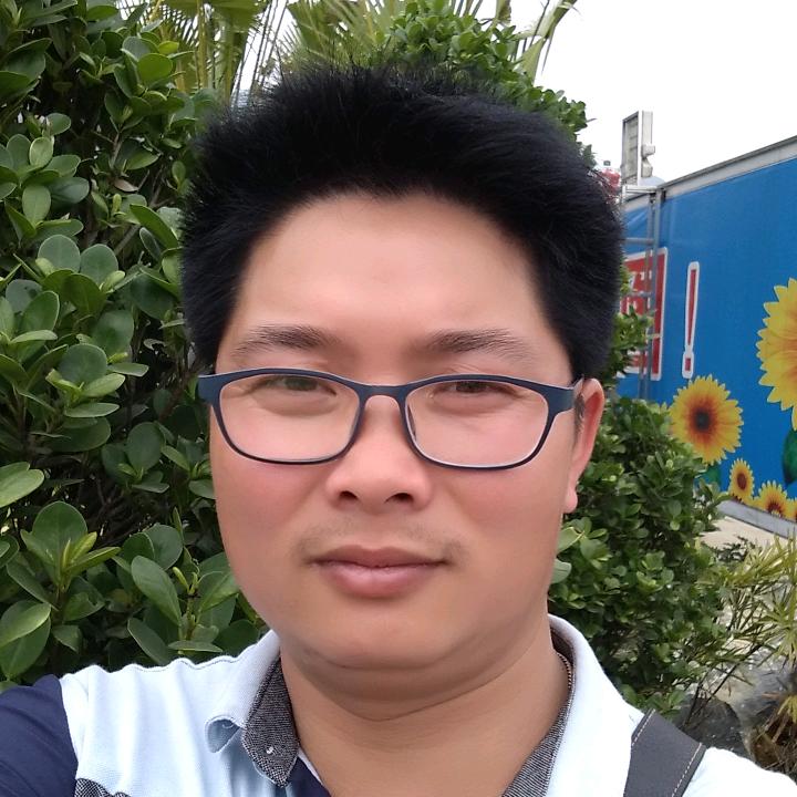 眼镜哥