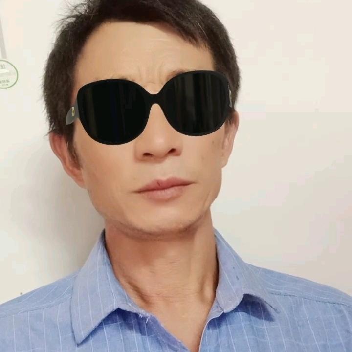 快快乐乐