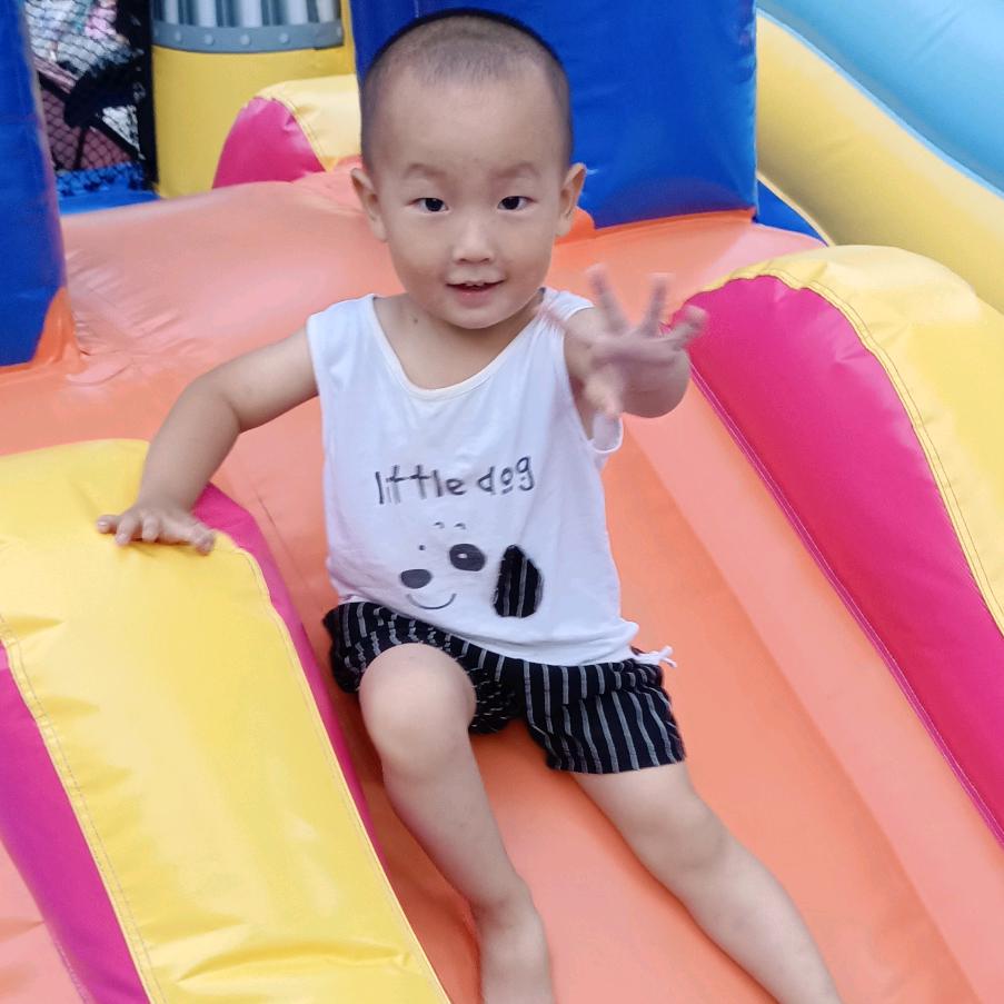王