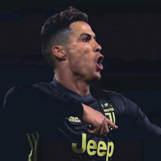 Cr7700