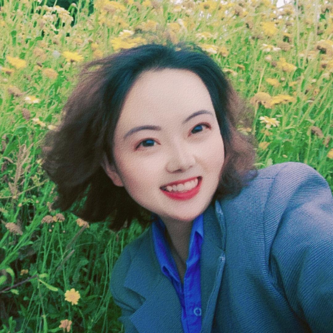 有虎牙的小姐姐