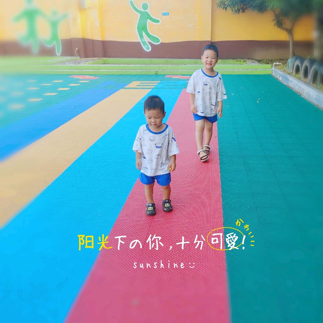 幼儿园里的大兰