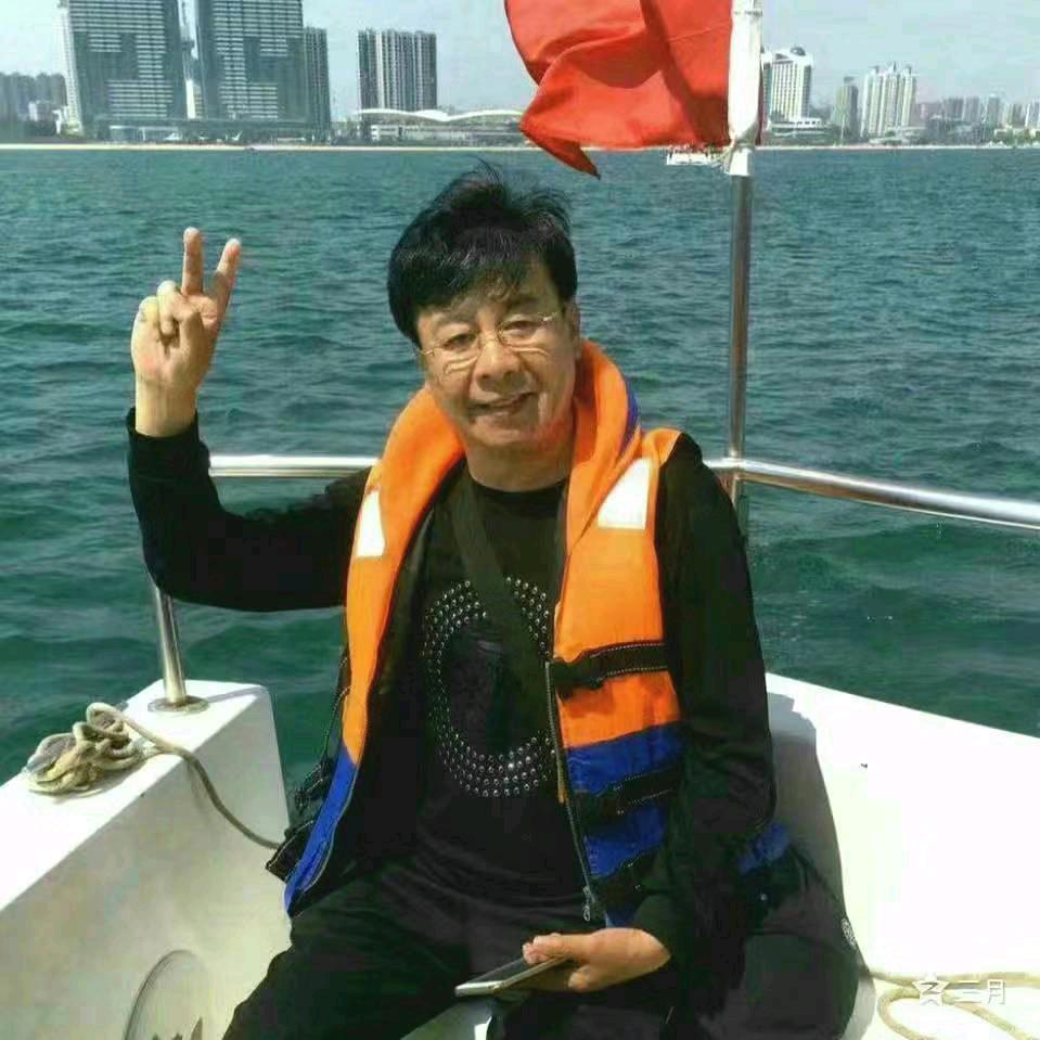 三月