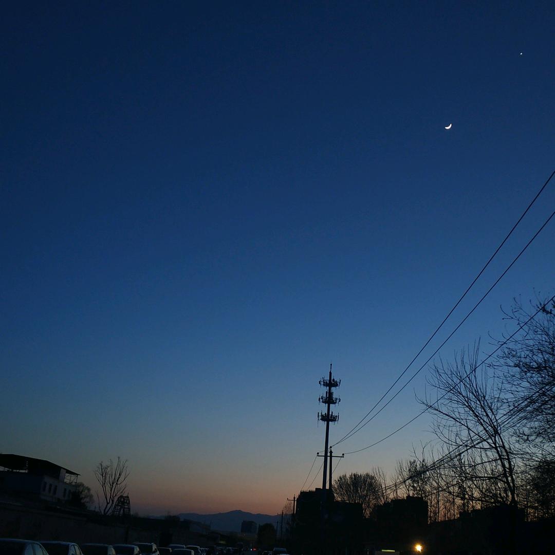 逢山开路