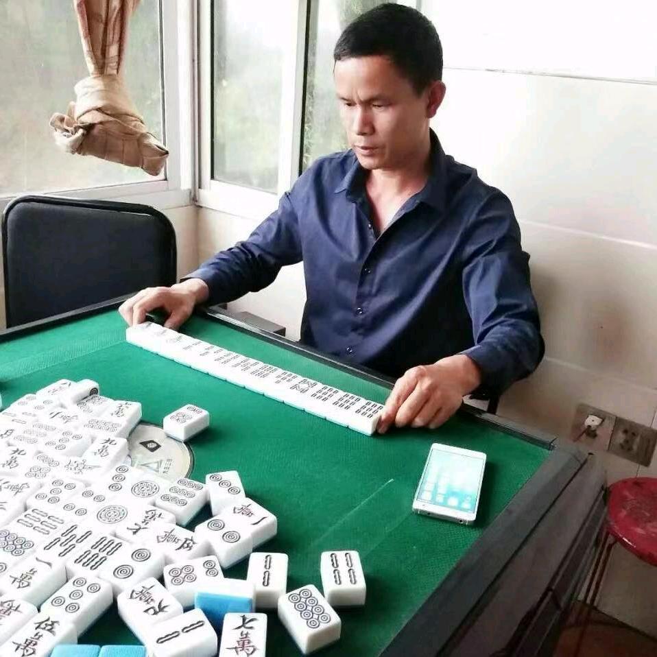 红白喜事一条龙服务事何三