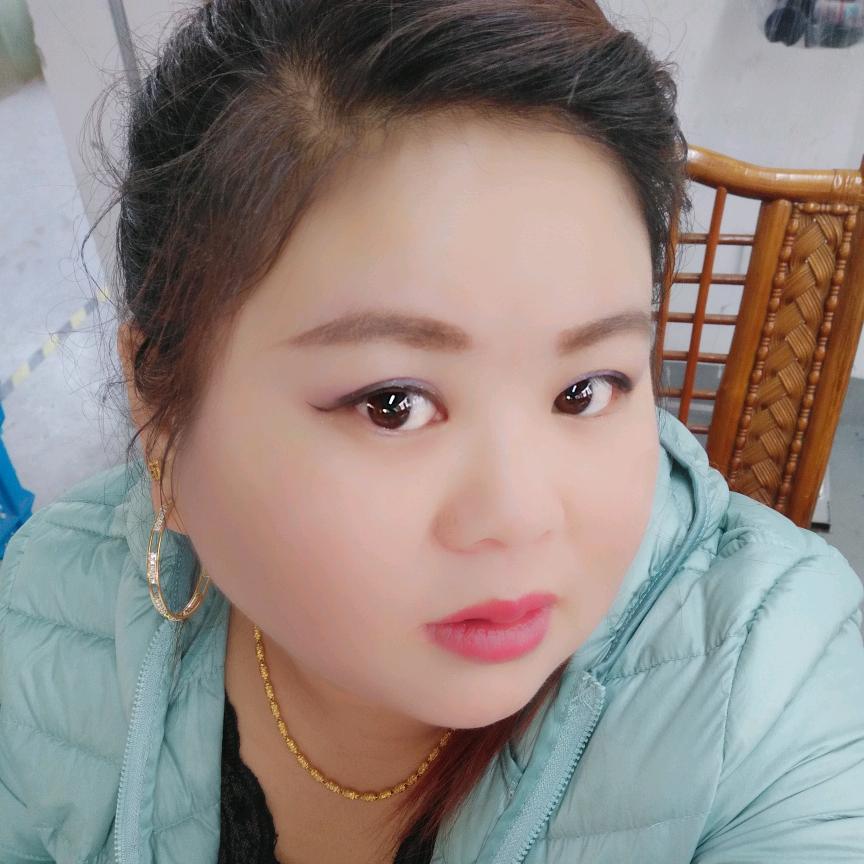 卢铃铛