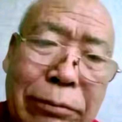 谭大爷（有五十几套楼）