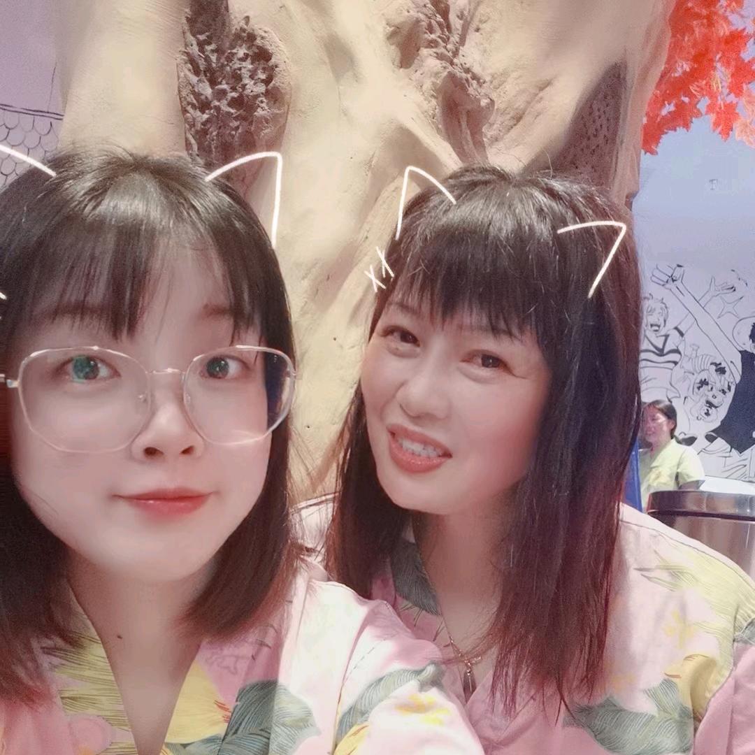 萍水相逢（橱窗里有好物）